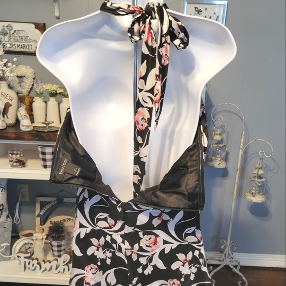 White House Black Market Silk Floral Neck Tie Sleeveless Blouse Halter Tap Sz 4 - Picture 6 of 11